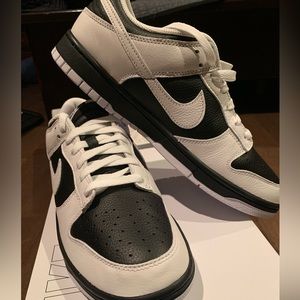 Reverse panda Nike Dunks. Size 10. men